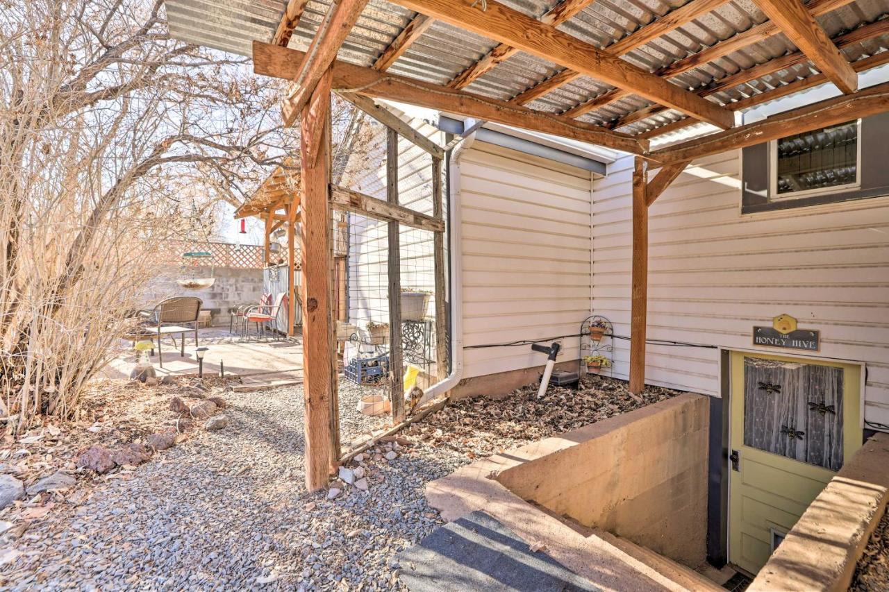 Cozy And Vintage Cedar City Apartment With Fire Pit! ภายนอก รูปภาพ