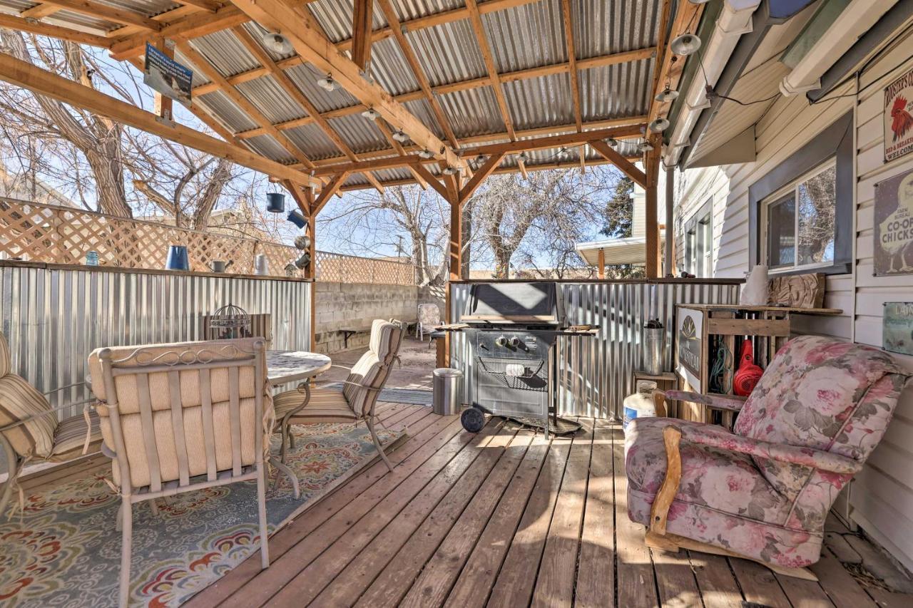 Cozy And Vintage Cedar City Apartment With Fire Pit! ภายนอก รูปภาพ