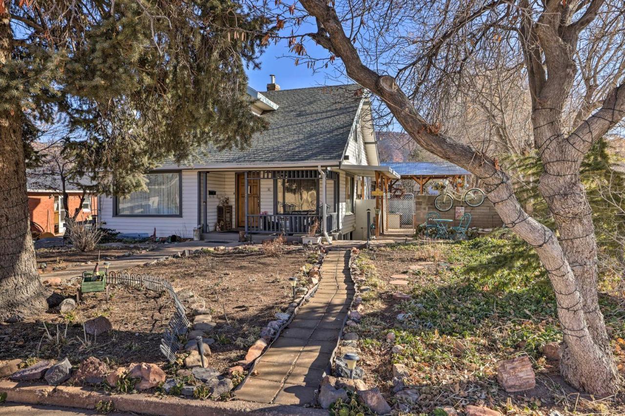 Cozy And Vintage Cedar City Apartment With Fire Pit! ภายนอก รูปภาพ